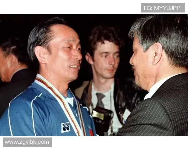 羽毛球评论：上海羽毛球队的包夹得失_1